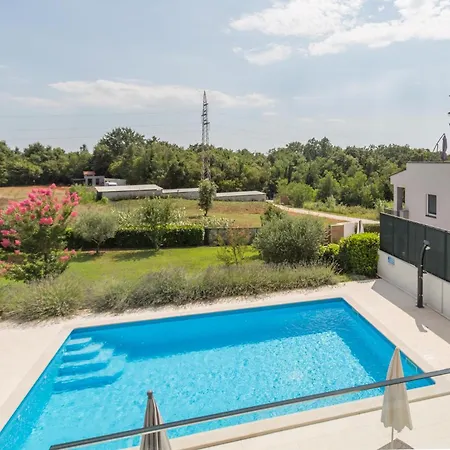 Tonka Holiday home Nova Vas (Porec)