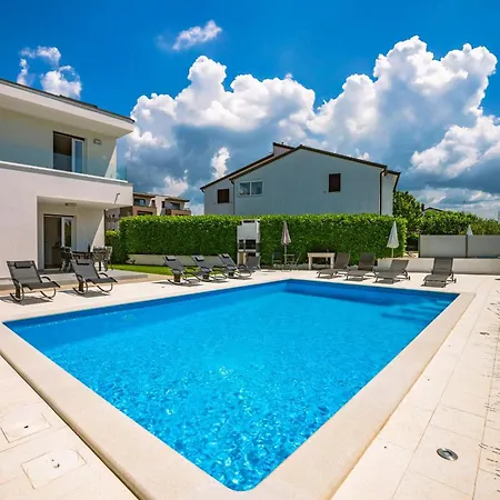 Tonka Σπίτι διακοπών *